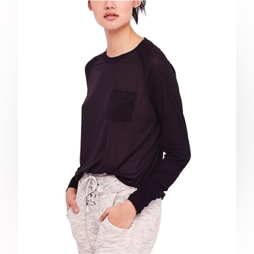 Free People - Black Movement Crewneck Pocket Ruched Long Sleeve Blouse Size XS
